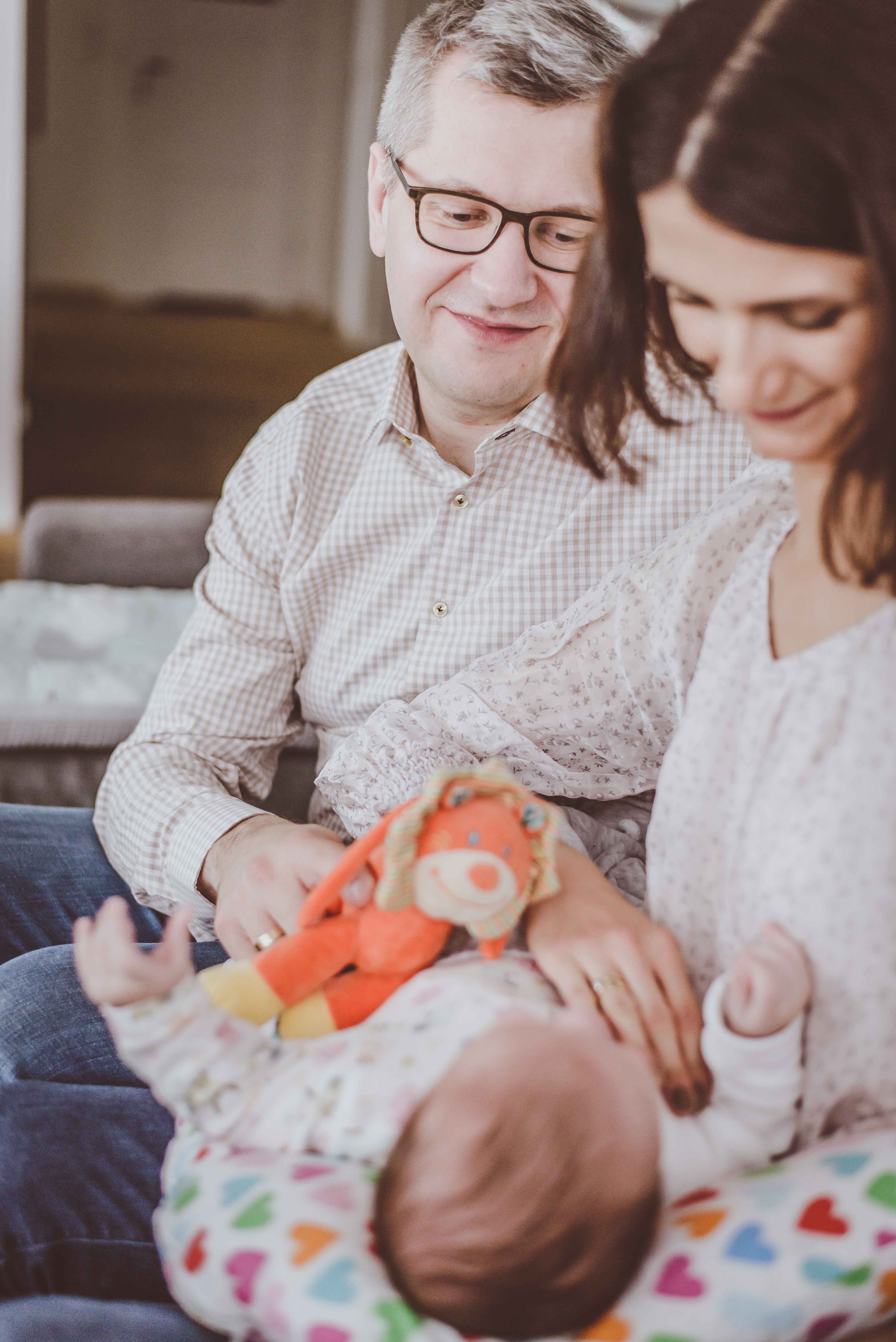 sesja-rodzinna-dzieck-newborn-wroclaw-okonasznurku (21)