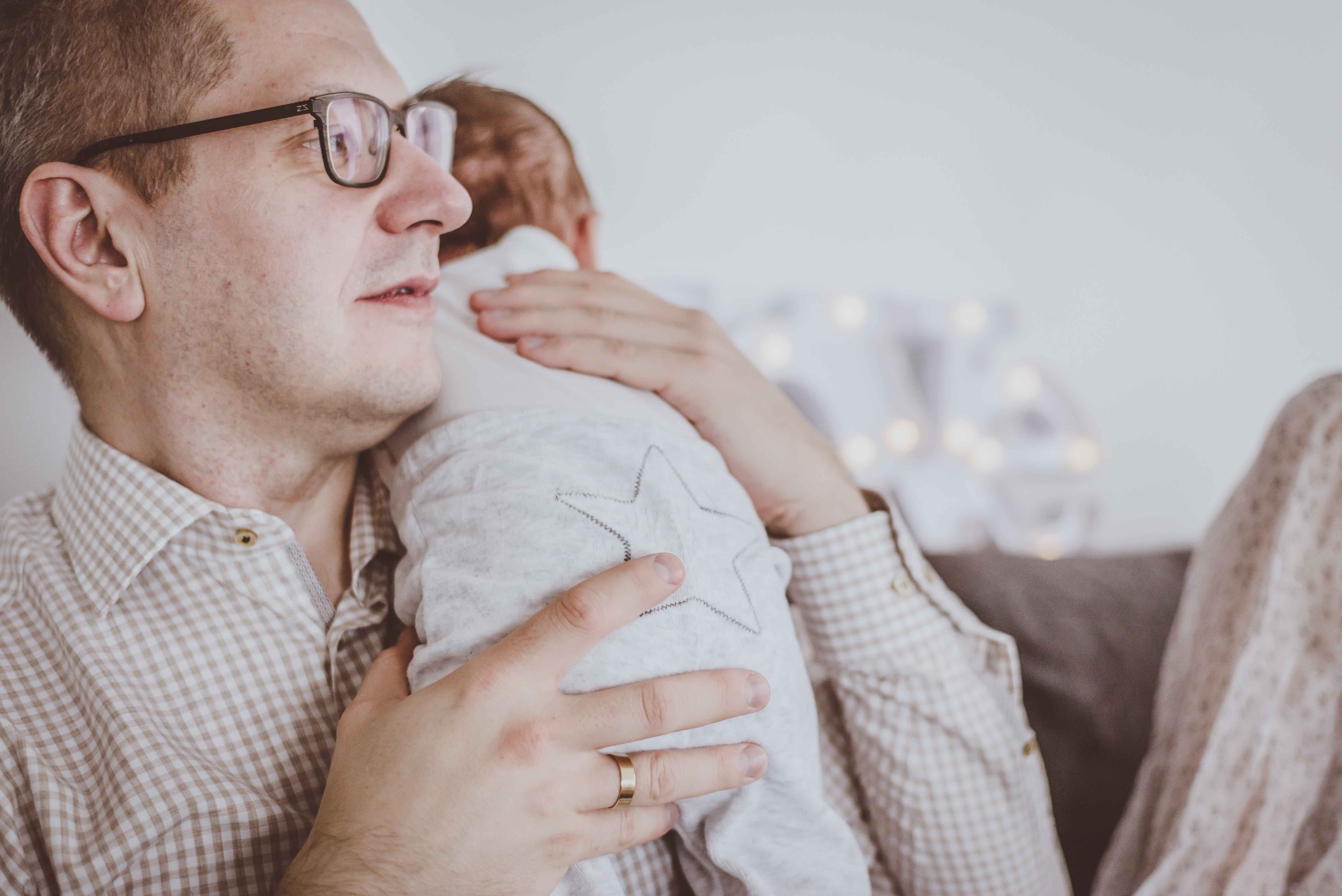 sesja-rodzinna-dzieck-newborn-wroclaw-okonasznurku (22)