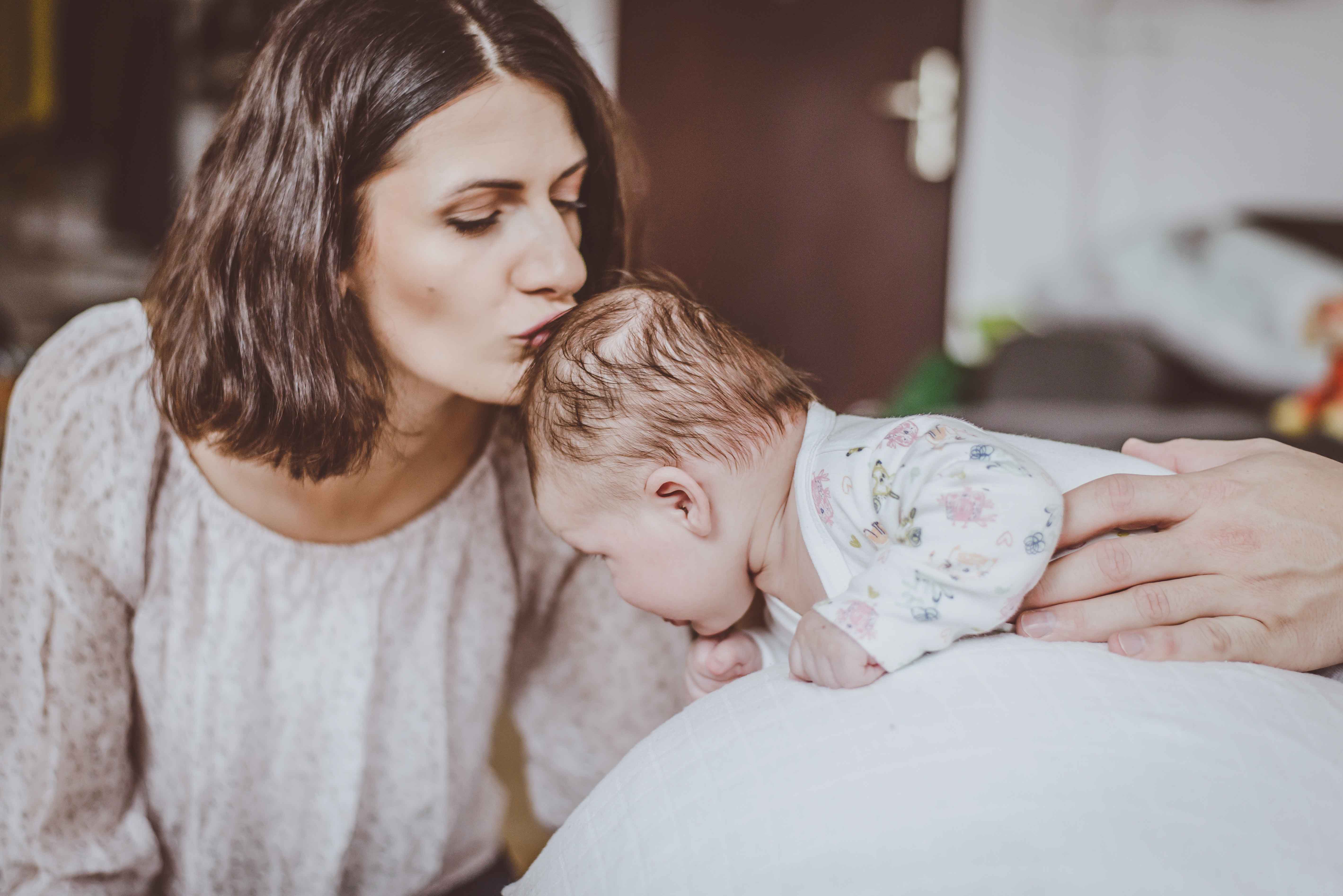 sesja-rodzinna-dzieck-newborn-wroclaw-okonasznurku (29)
