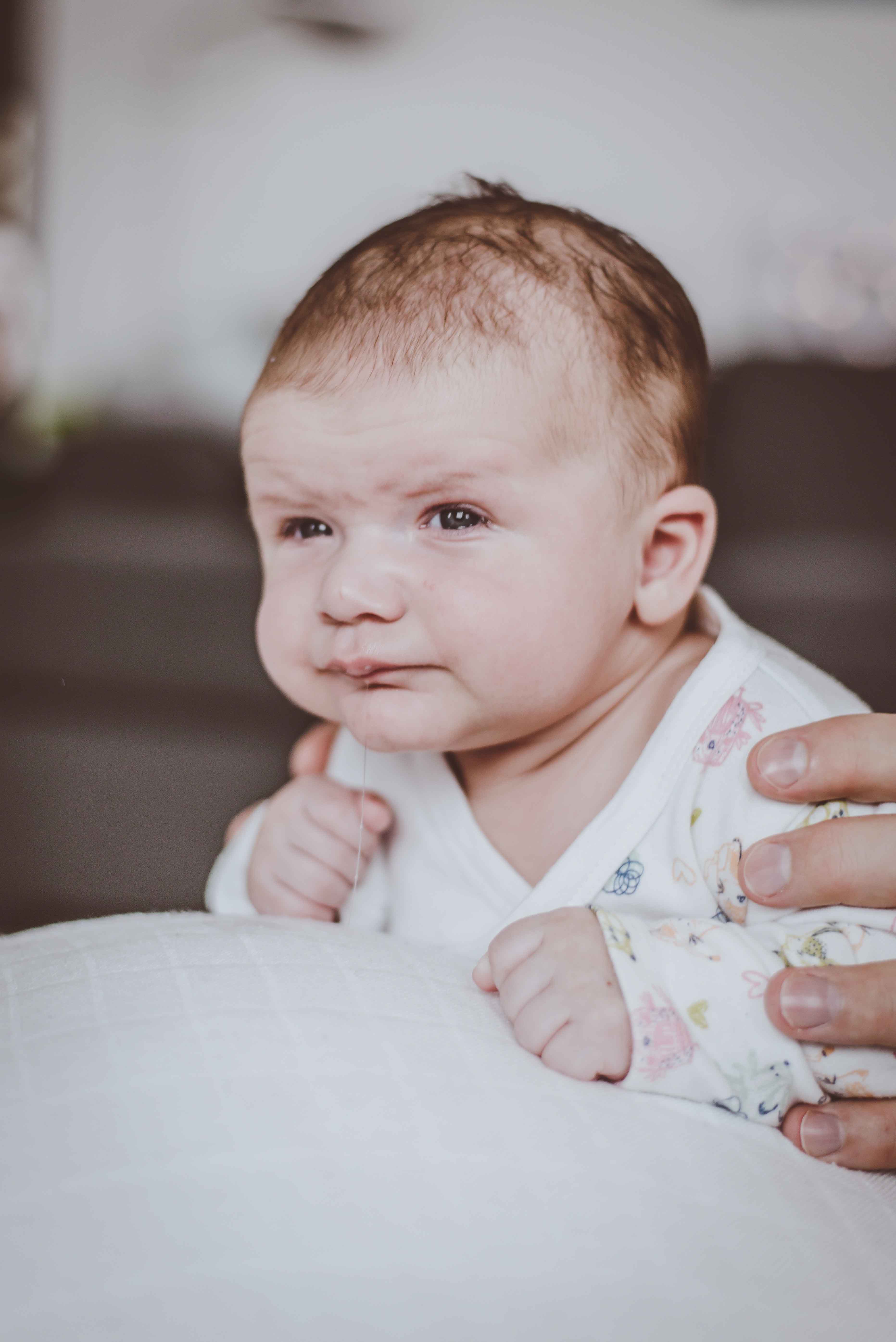 sesja-rodzinna-dzieck-newborn-wroclaw-okonasznurku (32)