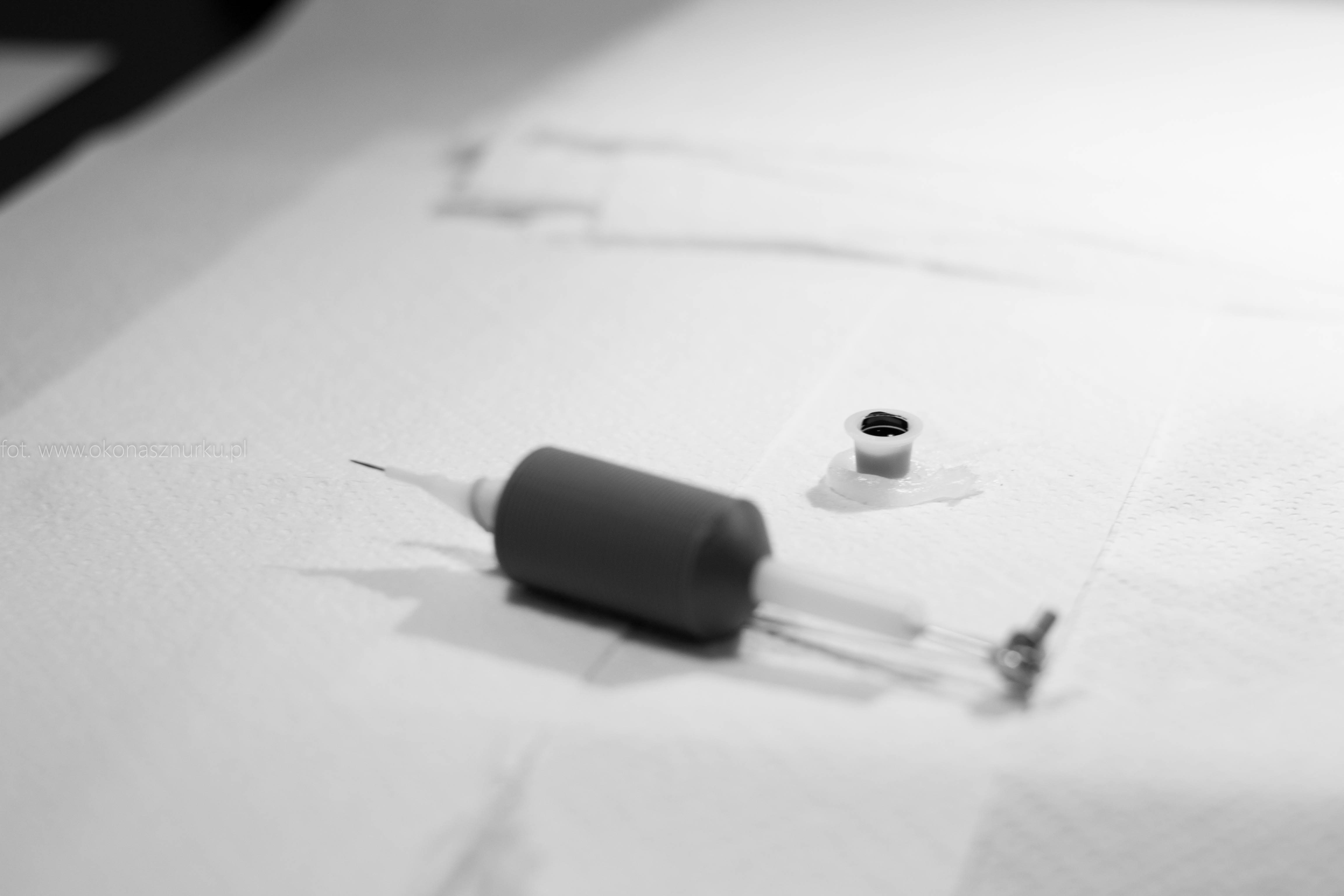 zmarnowanykwiat -hand-poke-male (7)